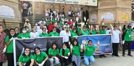 केडी विश्वविद्यालय के विद्यार्थियों ने केशी घाट पर चलाया स्वच्छता अभियान, स्वच्छ वृंदावन अभियान में मेडिकल और डेंटल के विद्यार्थियों ने लिया हिस्सा, छात्र-छात्राओं ने स्वच्छता और सामाजिक जिम्मेदारी का दिया संदेश