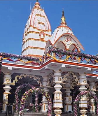 6 अक्टूबर को भव्य मंदिर में विराजमान होंगी मां कात्यायनी देवी, नवरात्रि के प्रथम दिन से शुरू हुए प्राण प्रतिष्ठा महोत्सव के अनुष्ठान, करीब 200 वर्ष पूर्व इसी स्थान पर खेत में प्रकट हुई थीं मां कात्यायनी