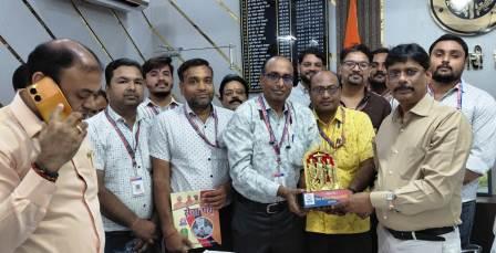 अपराध निरोधक समिति ने नवागत डीएम सत्य प्रकाश पटेल का किया स्वागत