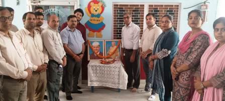 ब्राइट कैरियर पब्लिक स्कूल में गांधी और शास्त्री जयंती पर महापुरुषों को किया नमन