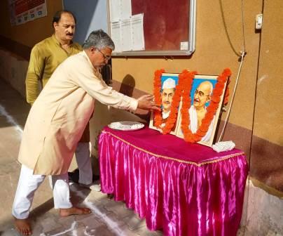 सरस्वती विद्या मंदिर में श्रद्धा से मनाई गई गांधी एवं शास्त्री जयंती