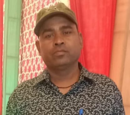 मुरसान : बेटी की शादी के लिए लोन की जानकारी लेने बैंक पहुंचे सफाई कर्मचारी की मौत