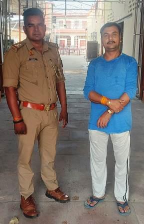 कांग्रेस नेता हाउस अरेस्ट, सुबह से नजरबंद रखने का लगाया आरोप