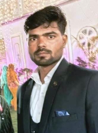 सासनी में हाईटेंशन लाइन की चपेट में आने से युवक की मौत, तीन साथी झुलसे
