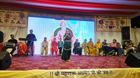 हाथरस में श्री अग्रवाल सभा के बैनर तले दो दिवसीय मेले का शुभारंभ, मेधावी छात्र-छात्राओं और समाज के वरिष्ठजनों को सम्मानित किया, विभिन्न प्रतियोगिताओं में बच्चों ने दिखाई प्रतिभा