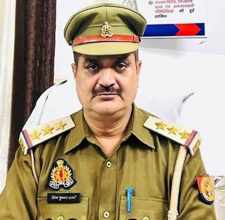 सिकंदराराऊ कोतवाली प्रभारी निरीक्षक के खिलाफ केस दर्ज करने का आदेश