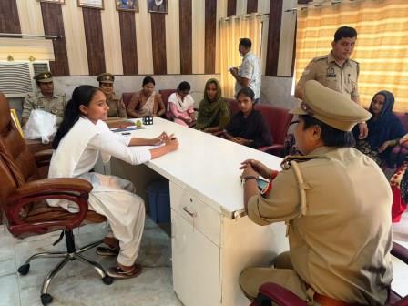 दिव्यांग छात्रा निधि यादव को सौंपी प्रभारी की जिम्मेदारी, बालिका को मिला नेतृत्व का अवसर