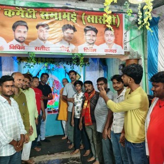सासनी : समामाई में नवरात्रि की धूम, दुर्गा बाल कमेटी ने स्थापित की माँ भगवती की भव्य प्रतिमा, जय माता दी के जयकारों से भक्तिमय हुआ वातावरण