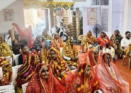 सादाबाद : ब्रह्माकुमारीज केंद्र पर मनाया गया नवरात्रि महोत्सव, शिव शक्ति भवन केंद्र पर सजाई गई नौ देवियों की झाकियां