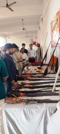 पुरदिलनगर में विश्व हिंदू परिषद ने किया भव्य शस्त्र पूजन, हिंदू समाज को संगठित होने का आह्वान, विजयादशमी पर हुआ आयोजन