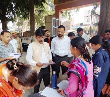 पात्र मतदाताओं के नाम जोड़ने में न हो लापरवाही, लोकतांत्रिक प्रक्रिया में हर पात्र नागरिक की भागीदारी सुनिश्चित करने पर जोर