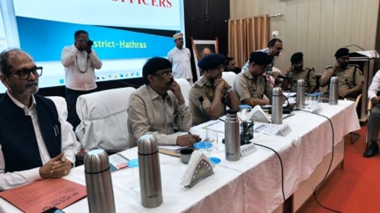 संवेदनशील मतदान केंद्रों की होगी पहचान, मतदाताओं को डराने वालों पर होगी कार्रवाई