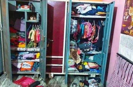 सादाबाद : बंद मकान से कीमती जेवर उड़ा ले गये बदमाश, मकान स्वामी को घर लौटने पर हुई घटना की जानकारी, कस्बे के राया रोड इलाके की घटना, पुलिस जांच में जुटी