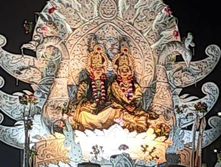 सादाबाद में धूमधाम से निकली जन-जन के आराध्य प्रभु श्री राम की बारात, रमणरेती धाम के प्रख्यात संत गोविंदानंद एवं इंद्रेश जी महाराज ने पूजा अर्चना कर किया बारात का शुभारंभ