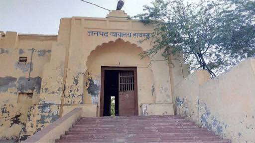 हाथरस: आठ साल पुराने मामले में सात आरोपी एससी/एसटी एक्ट से दोषमुक्त